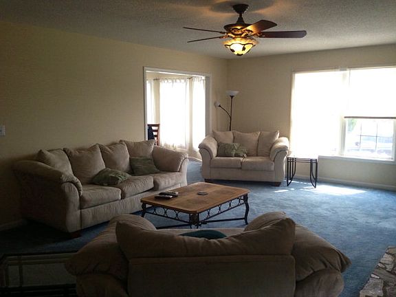 4th image of 107 Meadow Glenn Dr