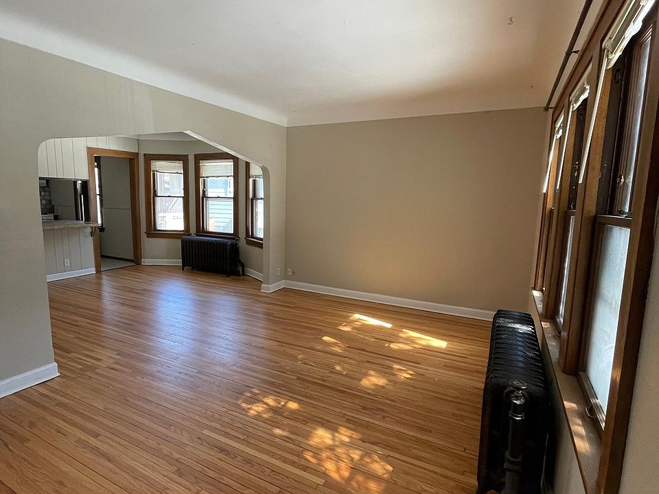 1st image of 2097 Fairmount Ave #1