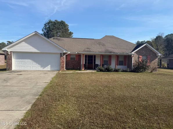 11 Silver Leaf Dr, Hattiesburg, MS 39401
