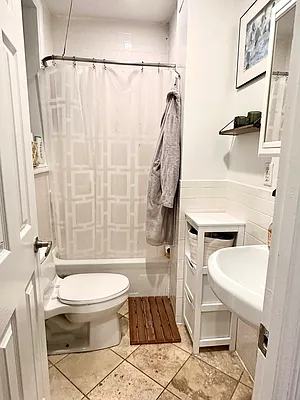 Rented by Corcoran | media 18