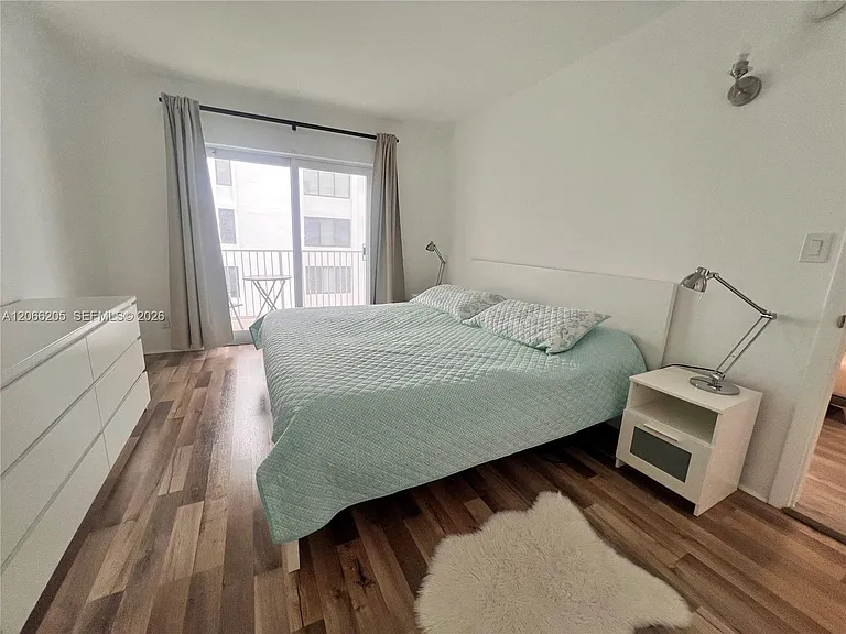 240 Galen Dr #302 — Photo 12