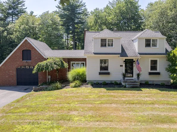 36 Brown Road, Hampton Falls, NH 03844