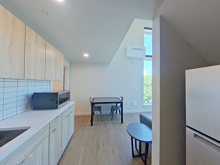 11th and Ferry Lofts — Photo 249