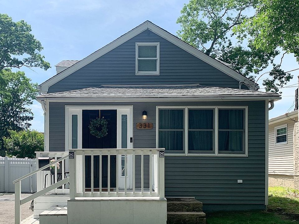 1st image of 331 Hyman Ave