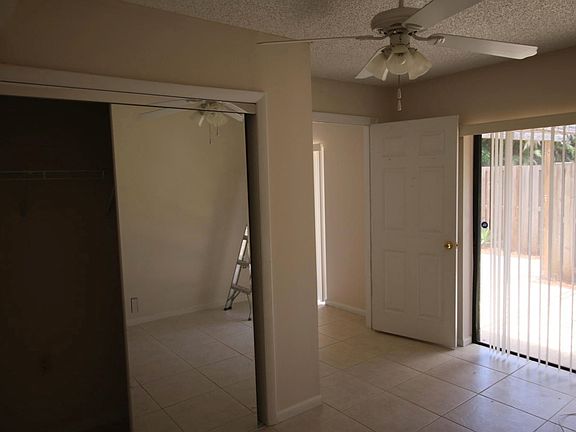 2nd image of 2011 20th Ln #C