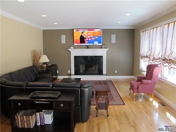 4th image of 2 Greenbelt Ct