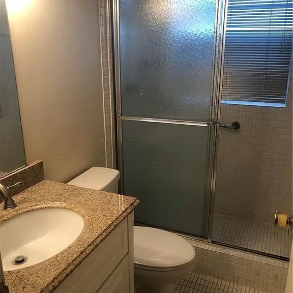 1005 Country Club Dr #303 — Photo 11