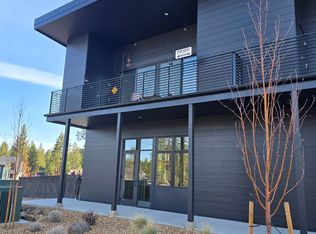 100 W Lundgren Mill Dr #201, Sisters, OR 97759