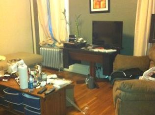 2390 29th St APT 3, Astoria, NY 11105