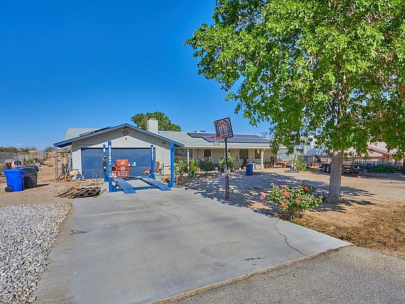 2nd image of 16800 Odell Ave