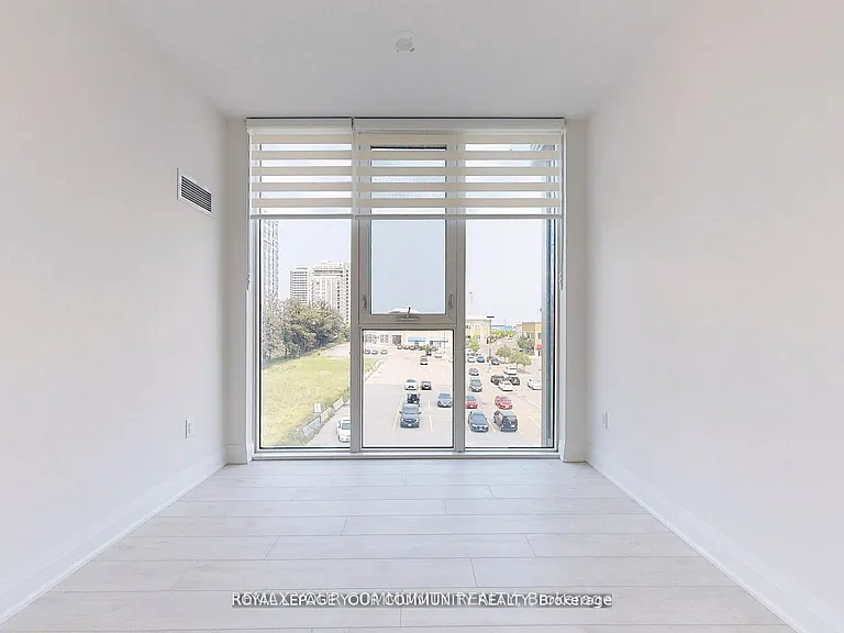 20 Gatineau Dr #402 — Photo 19