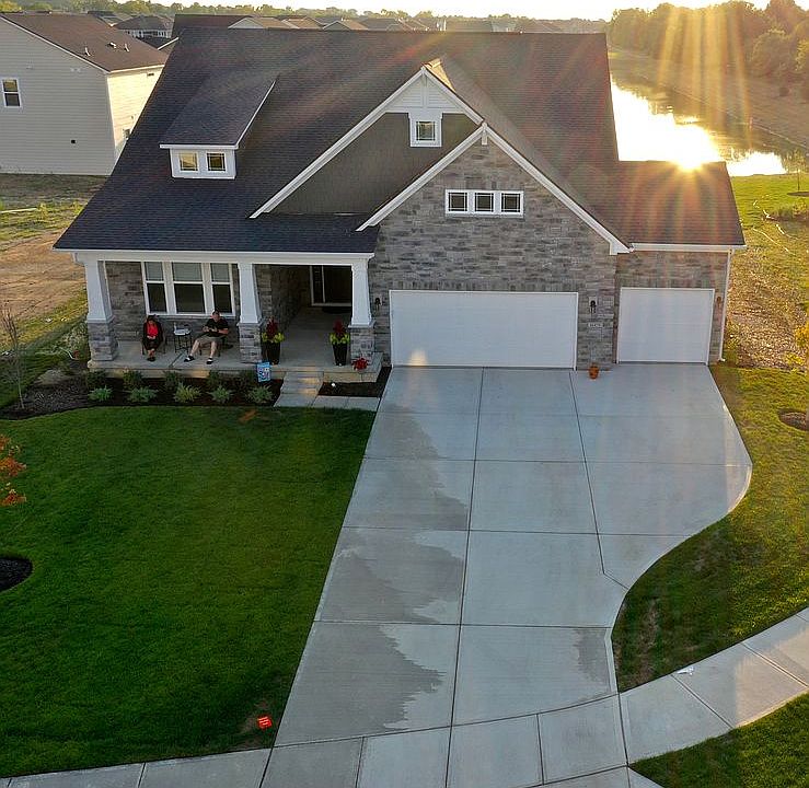 1st image of 16479 Chaffinch Ct