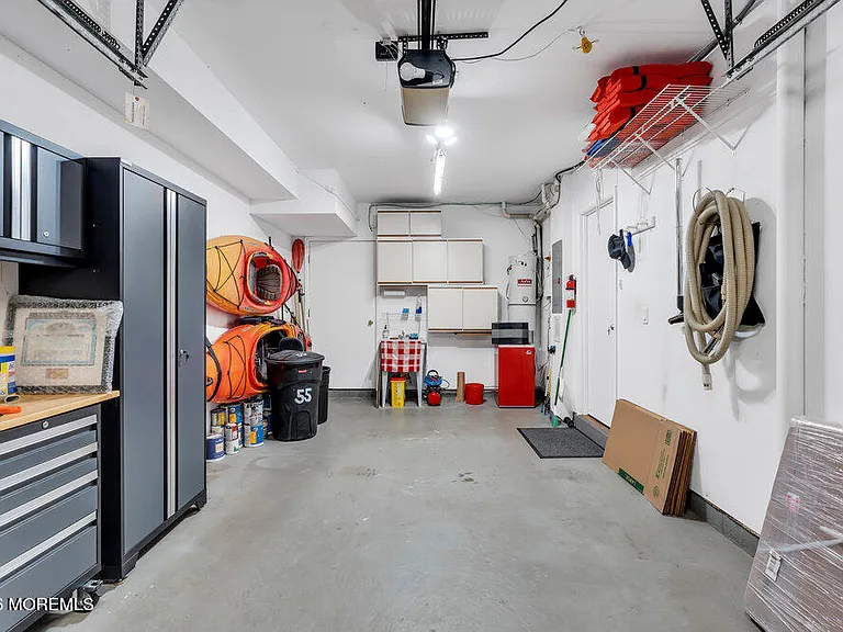 55 Sunset Ave — Photo 25