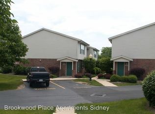 553 Stonecastle Ct, Sidney, OH 45365