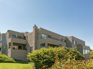 5858 S Riveridge Ln APT 5, Portland, OR 97239