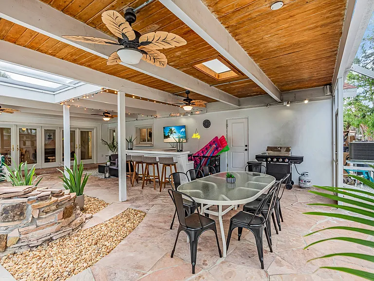 4421 Ocean Blvd — Photo 38