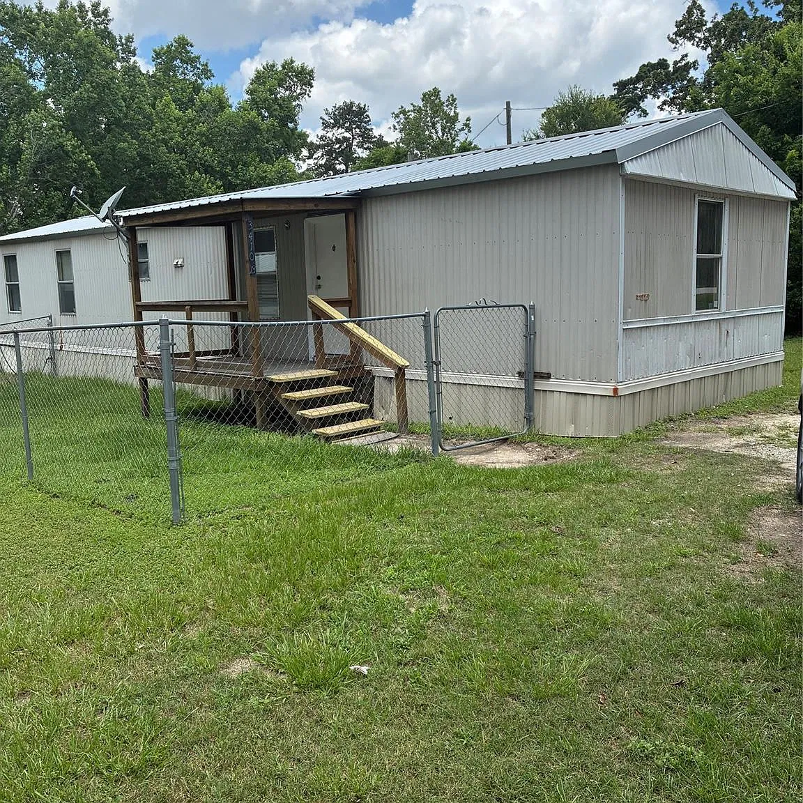 2 bed, 2.0 bath, $895 — Photo 1