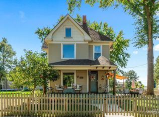 325 W Grant St, Sheridan, IL 60551