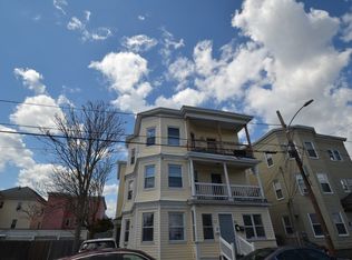 322-324 Walnut St, Lawrence, MA 01841