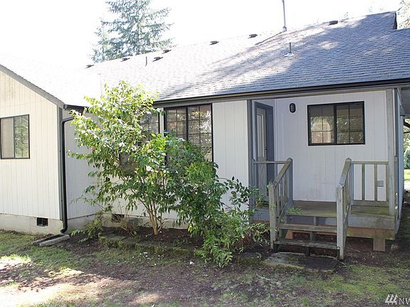 4th image of 251 SE Sunrise Dr