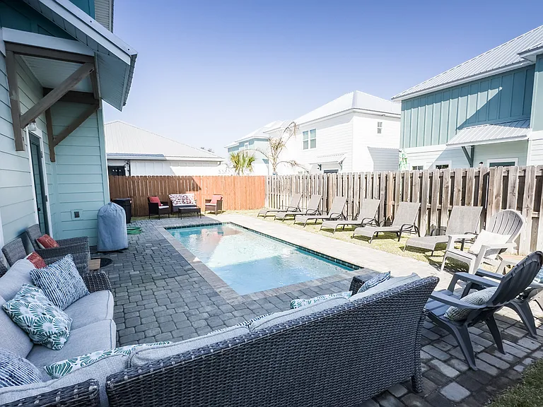 22524 Lakeview Dr — Photo 79