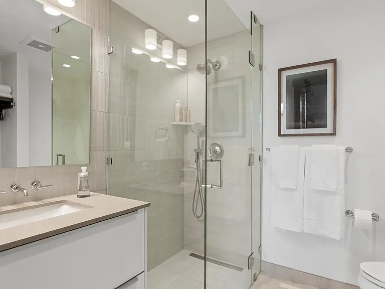 9 Beach Club Dr #111 — Photo 11