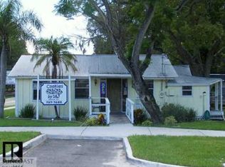 1124 11th St, Palm Harbor, FL 34683