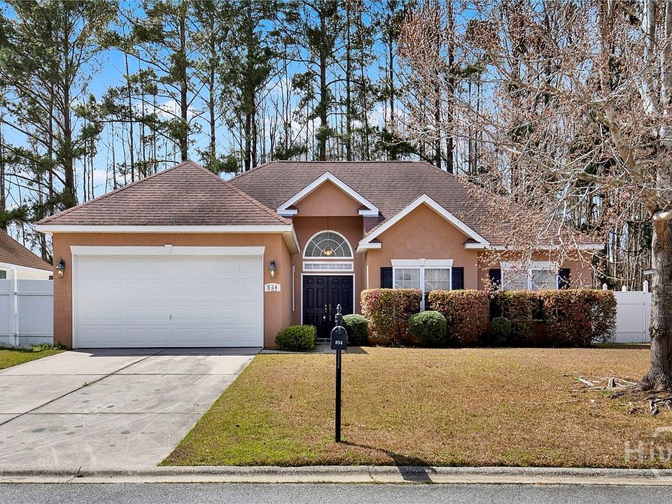 1st image of 834 Hyacinth Circle