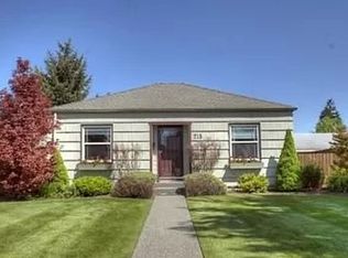 215 South Ln, Tacoma, WA 98404