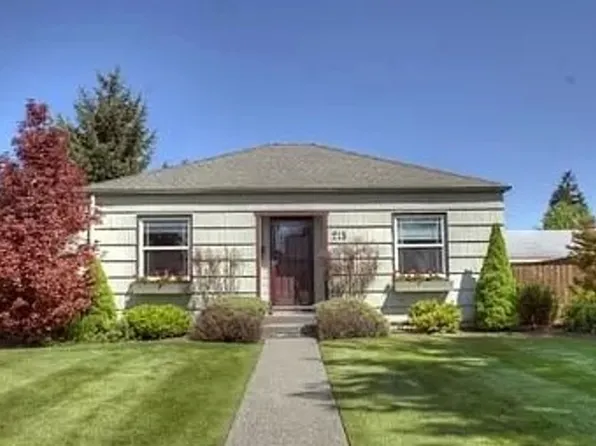 215 South Ln, Tacoma, WA 98404