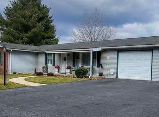 11451 Mentzer Gap Rd, Waynesboro, PA 17268