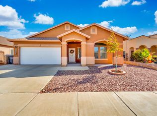 3220 Sunset Point Dr, El Paso, TX 79938