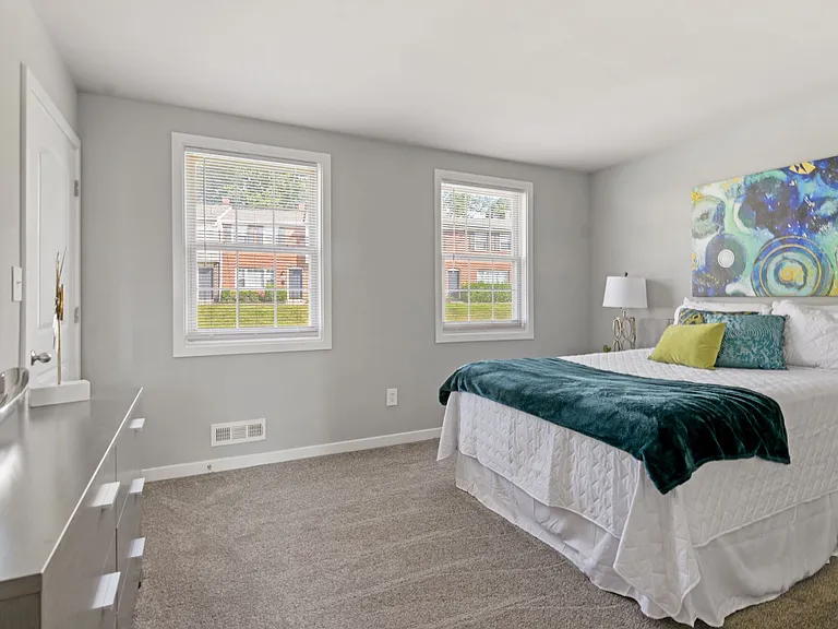 Fairway Ridge Apartments and Townhomes — Photo 28