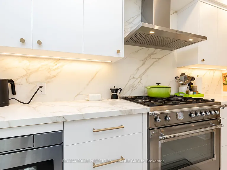 51 Spruce St — Photo 15