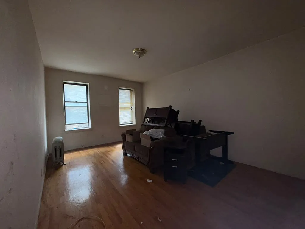 1 bed, 700 sqft, $2,762 — Photo 3
