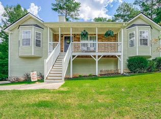 221 Taylor Ridge Trl, Villa Rica, GA 30180