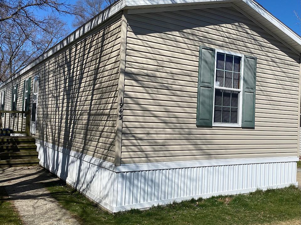 2047 McDivitt Ct Milford MI Zillow