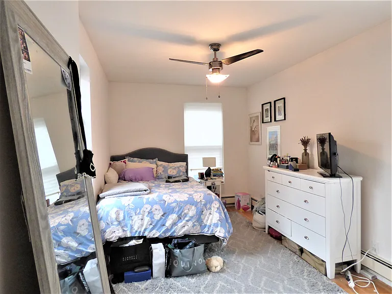 218 E 14th St #5R — Photo 10