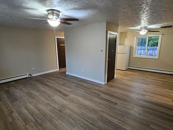 3rd image of 512 20th Ave NW