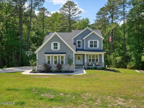 5 Rafferty Court, Whispering Pines, NC 28327