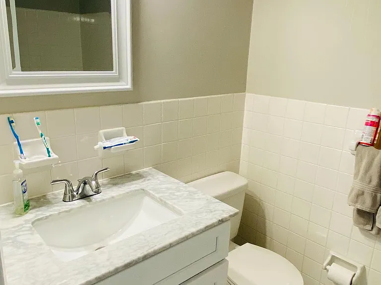 112 Chester Ct — Photo 13