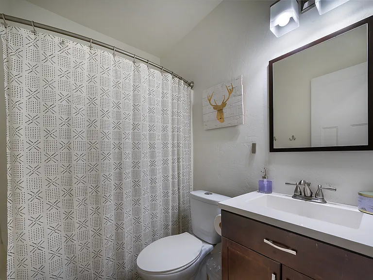 1815 Lower Valley Rd — Photo 15