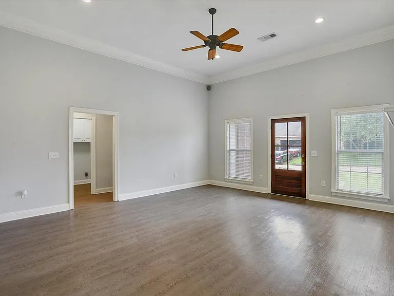 428 Wildberry Cir — Photo 15