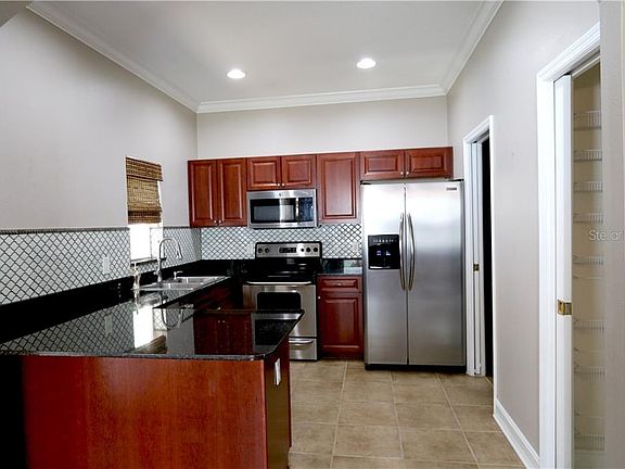 5th image of 3183 Toscana Cir