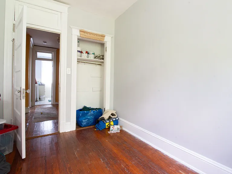 148 Adams St NW — Photo 11