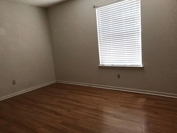 4th image of 1114 Aries Ct