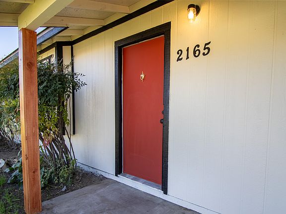 4th image of 2165 E Richard Avenue