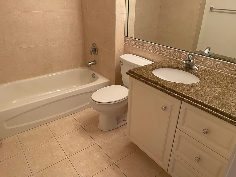 1 Harbour Isle Dr #Penthouse 01-1 — Photo 6