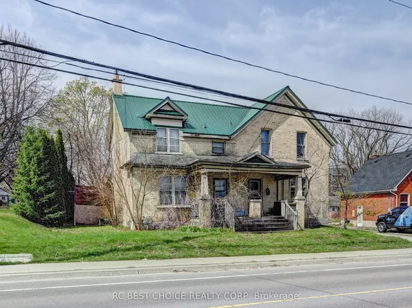 Mill St #263, Kitchener, ON N2M 3R9