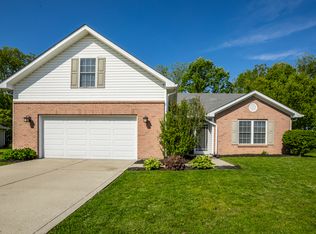 25 W Quail Wood Ln, Westfield, IN 46074